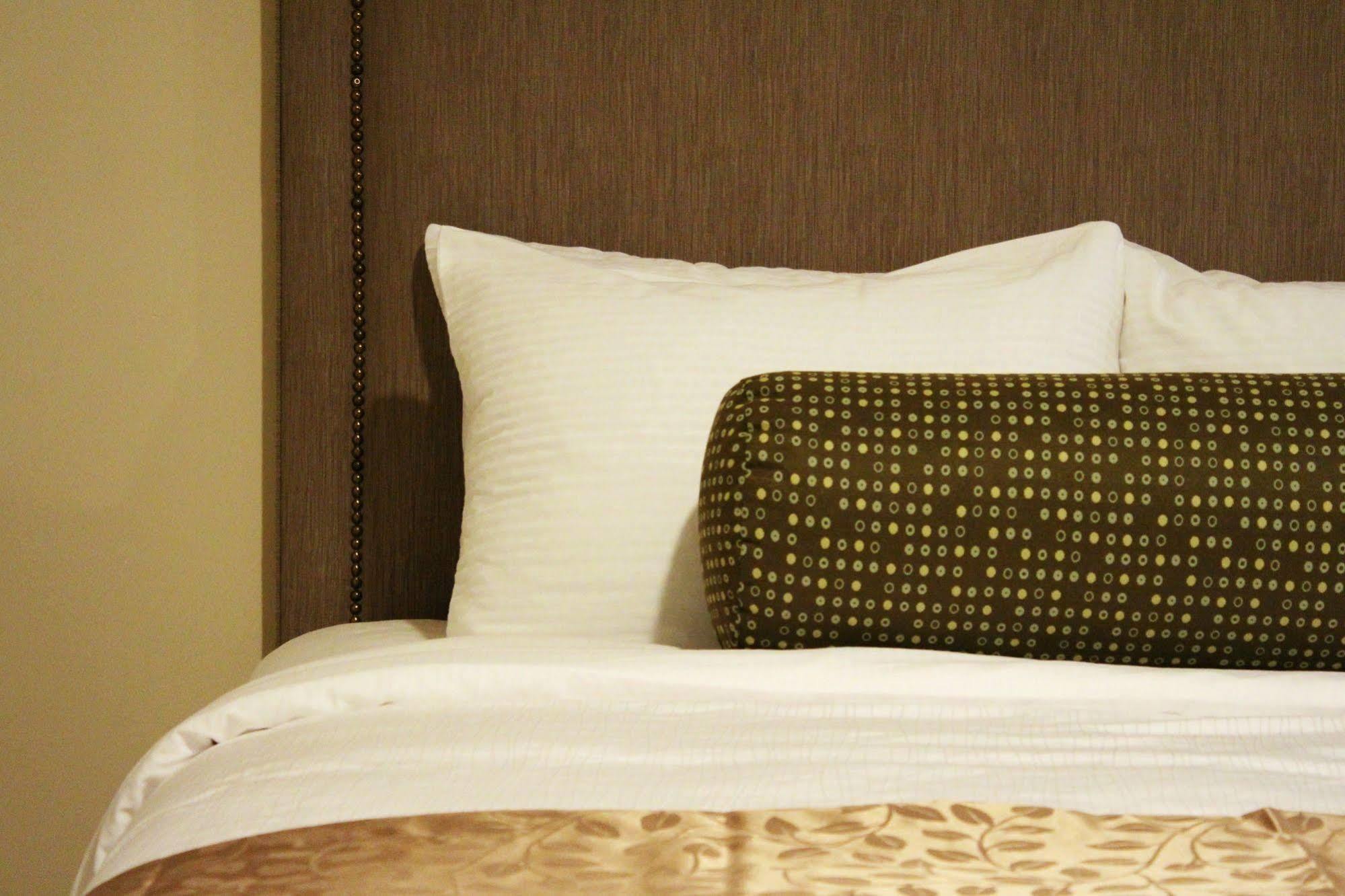 Rest, A Boutique Hotel Plymouth Bagian luar foto